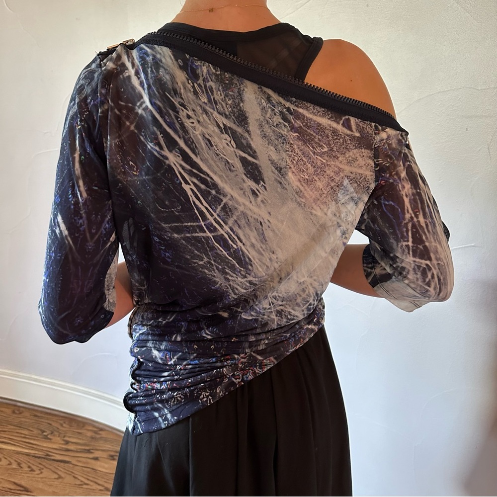 McQ ALEXANDER MCQUEEN NWOT Asymmetrical Shoulder Zipper Top🌸 - Picture 4 of 14